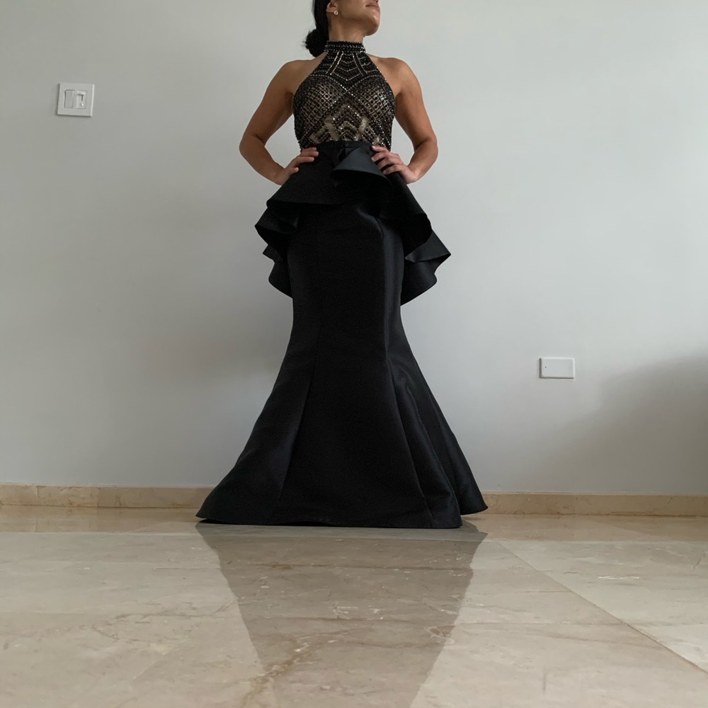 Elegant Formal Black dress